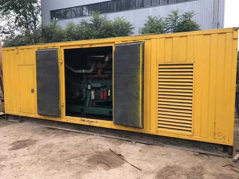 衡东柴油发电机组滤清器内充满机油但压力不足如何进行故障排查？