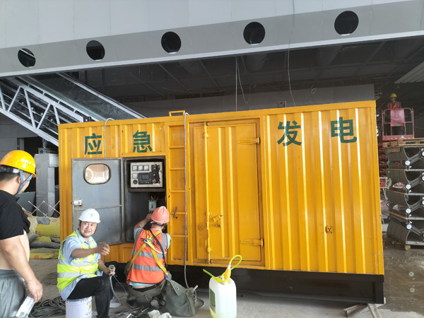 衡东怎样判断空气滤清器是否需要更换？